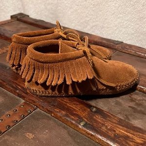 Kids Minnetonka Moccasins